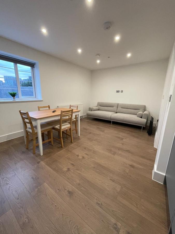 Residence Nissi Londra Dış mekan fotoğraf